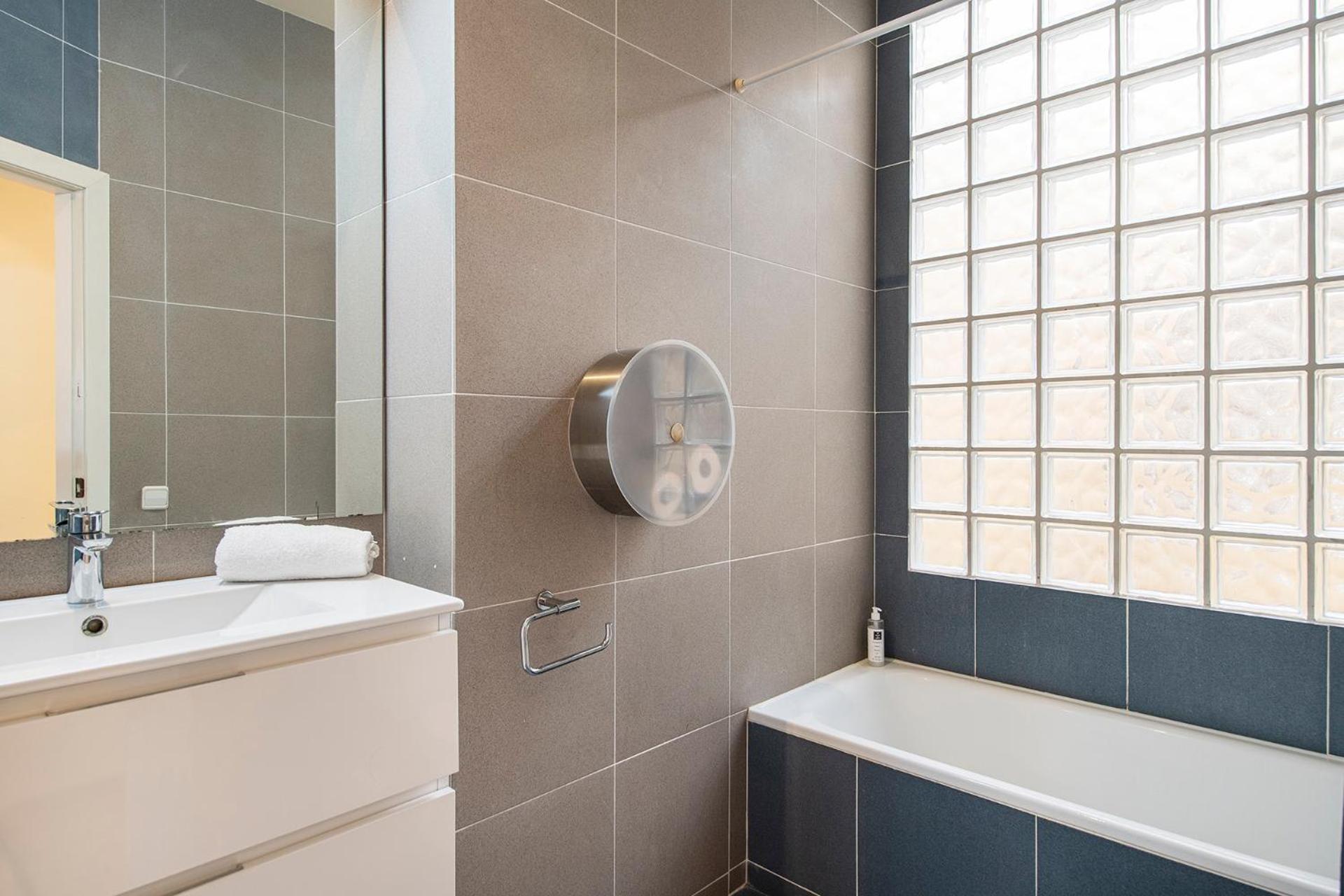 Sleep & Stay Luxury Top Floor Apt With Terrace Girona Esterno foto